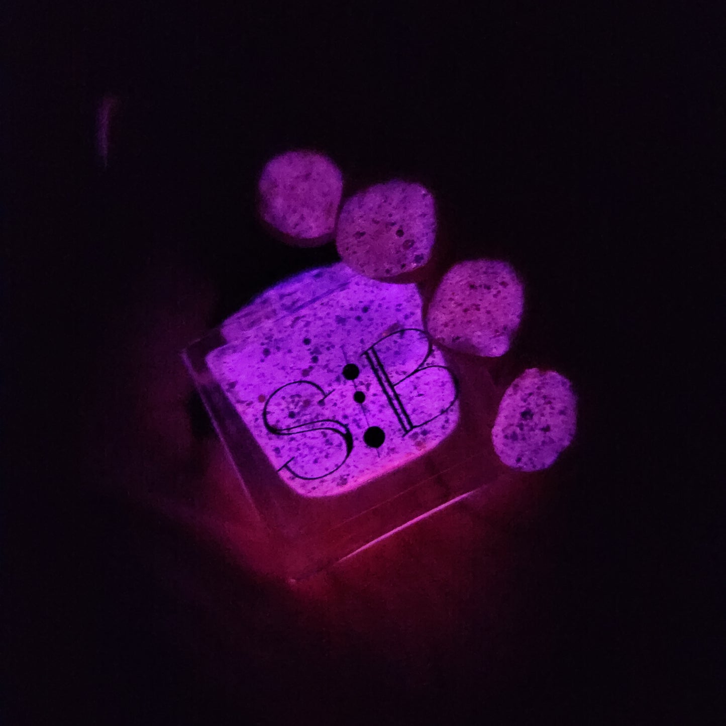 Glowy Lil Bean (GITD) - Syzling FB Group Custom